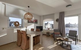 Stunning Apartment Near Sea By Belvilla